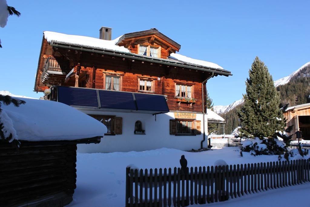 B&B Haus Im Sand Davos Exteriör bild