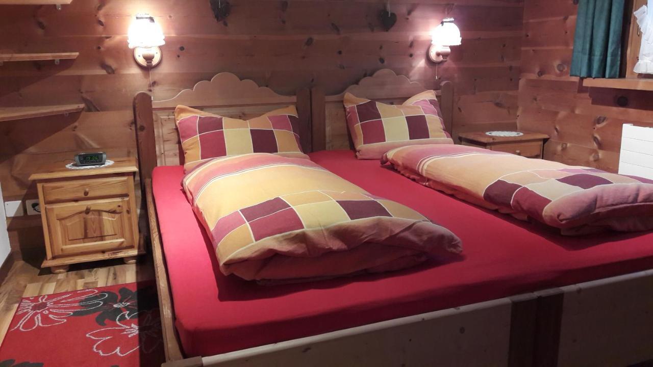 B&B Haus Im Sand Davos Exteriör bild